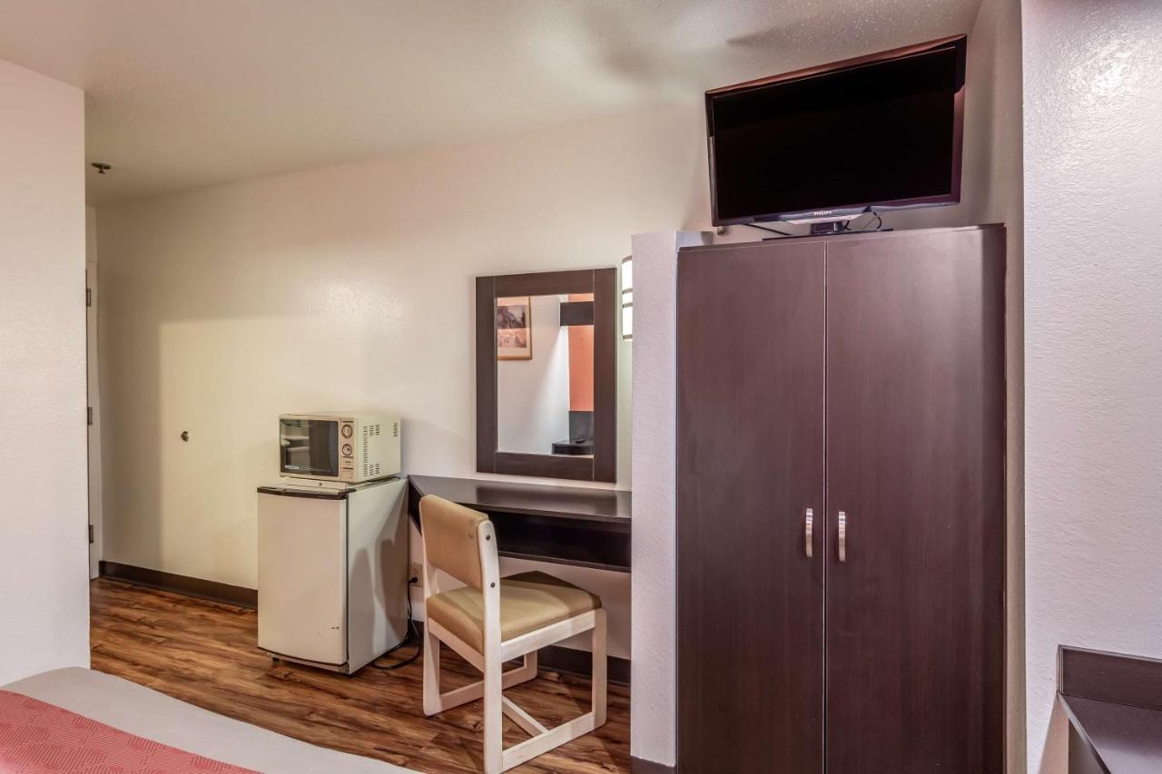 Motel 6 Chattanooga Downtown Ngoại thất bức ảnh